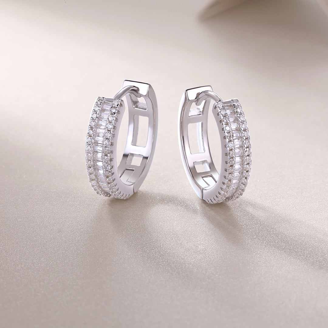 Lysandra 0.6CT עגילים