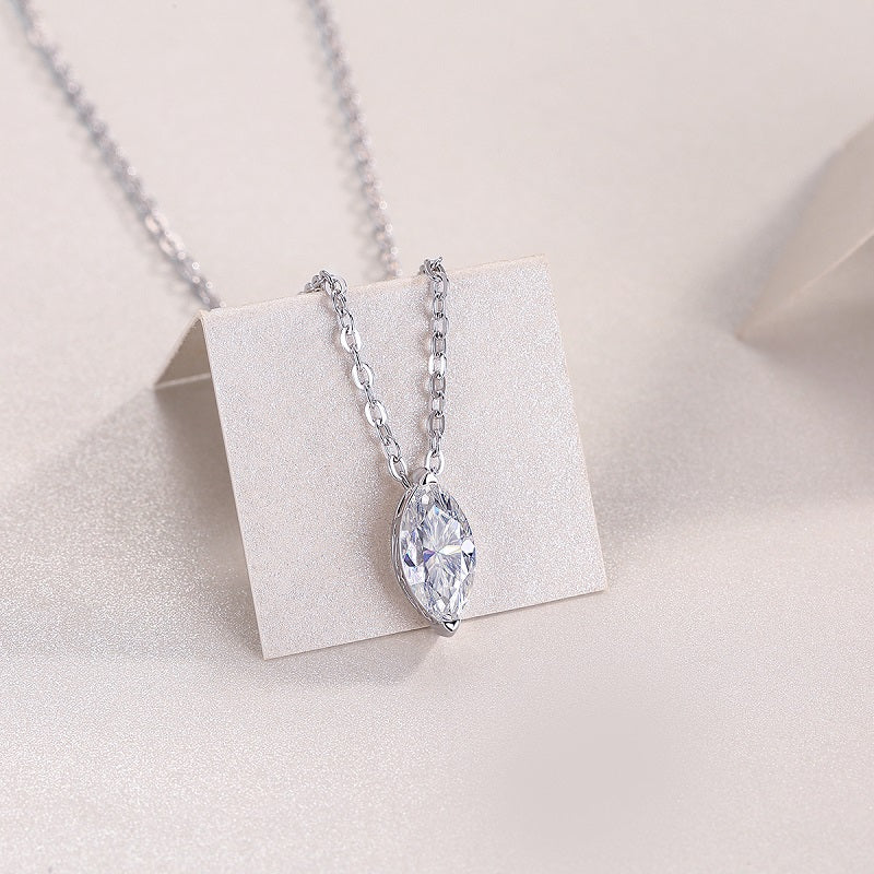 Vireva 1.0CT שרשרת